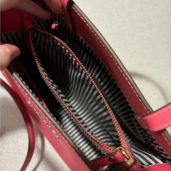 Kate Spade Purse - Picture 6 of 6